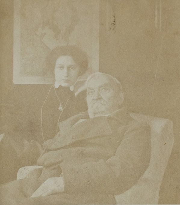 Дмитрий Александрович Путята и его дочь Анна Дмитриевна (~1904 г.)
